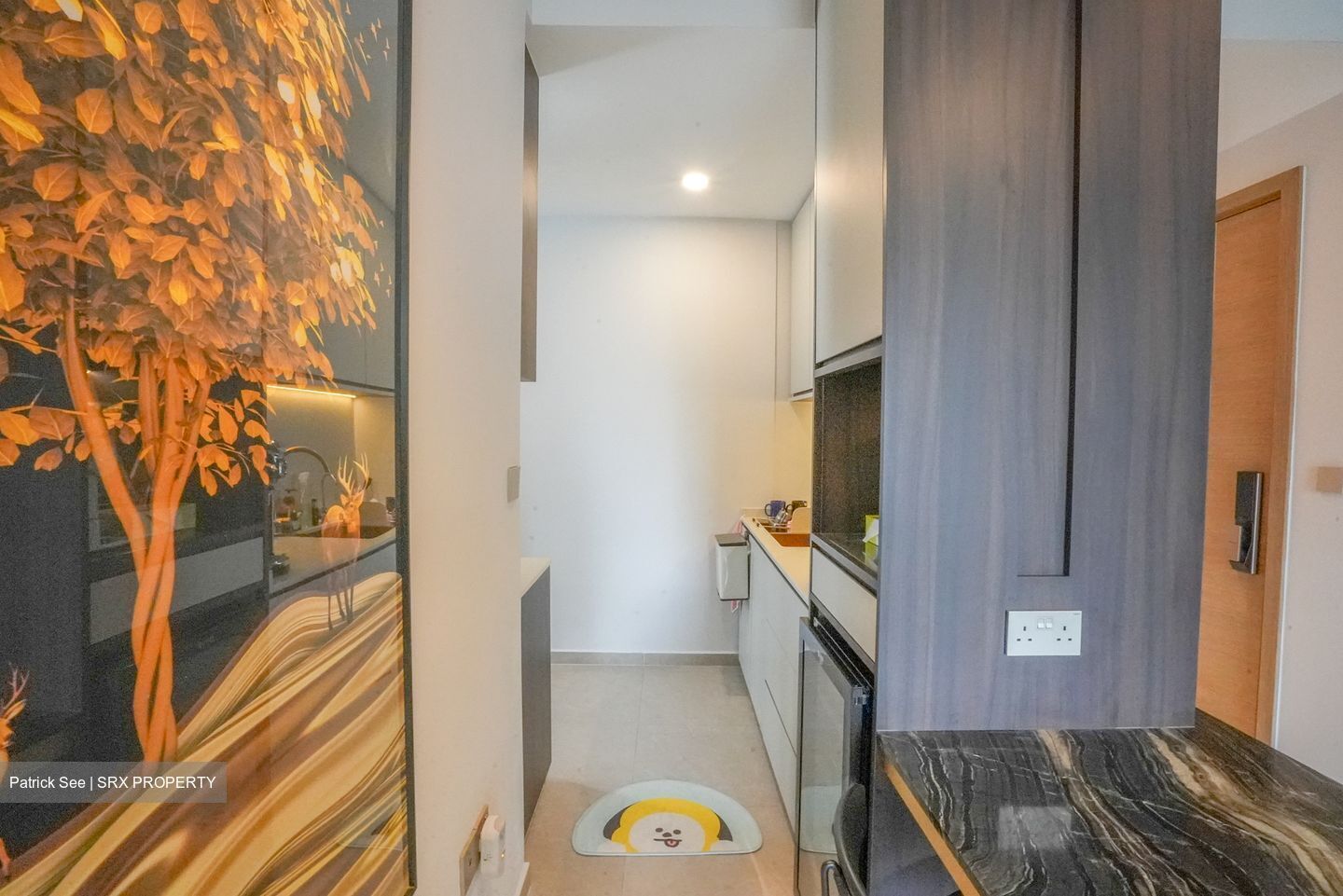 The Palette (D18), Condominium #632030171